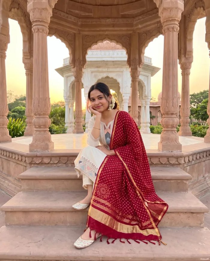 Cream Embroidered Kurta Set with Maroon Bandhani Dupatta